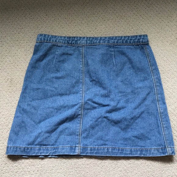 Brandy Melville Button up skirt - Picture 2 of 2